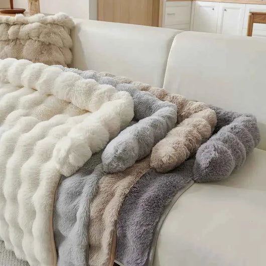 New Faux Rabbit Fur Large Dog Mat Cat Bed Pet Mattress Fun Luxury Plush Pet Bed Suitable for Small To Medium Dogs and Cats